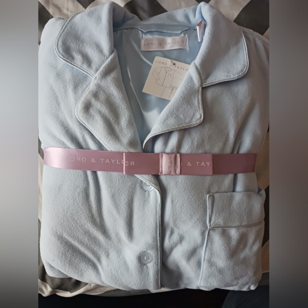 Lady's Lord & Taylor 2 piece pajama set, light blue, NWT.
